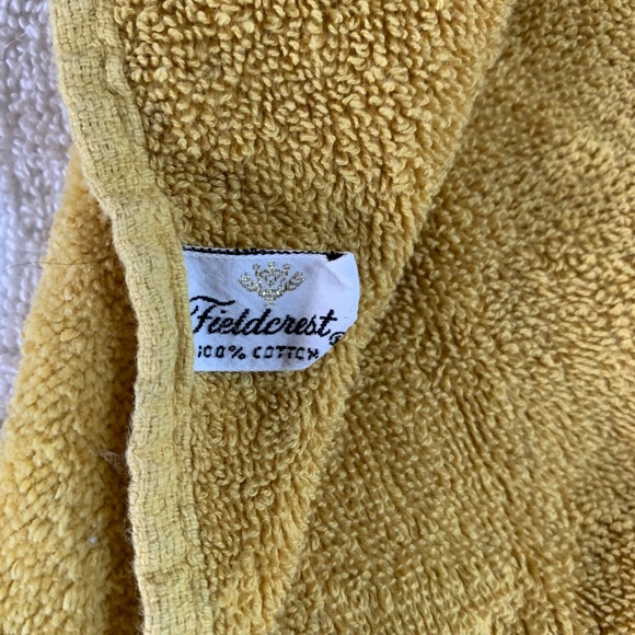 Vintage Deadstock  3 Pc White With Green/Yellow Floral  Fieldcrest Martex Towels - Picture 9 of 14